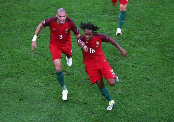  多特蒙德新星闪耀，替补绝杀法兰克福取三分  